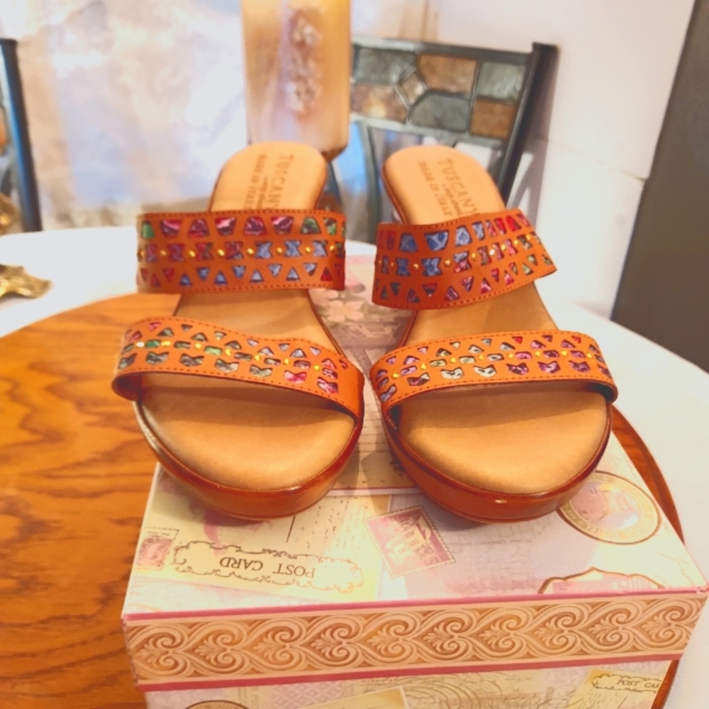 Easy Street- Tuacany - Sandles  10M